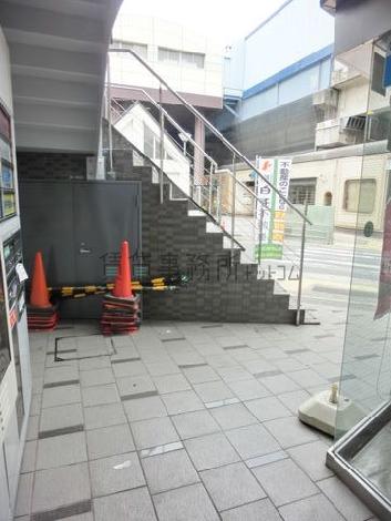 正面玄関