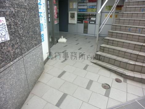 正面玄関