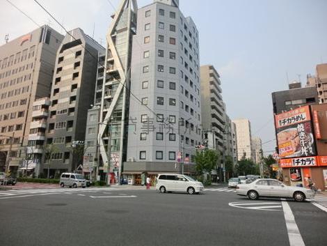 築地6丁目交差点