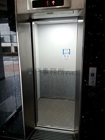 エレベーター