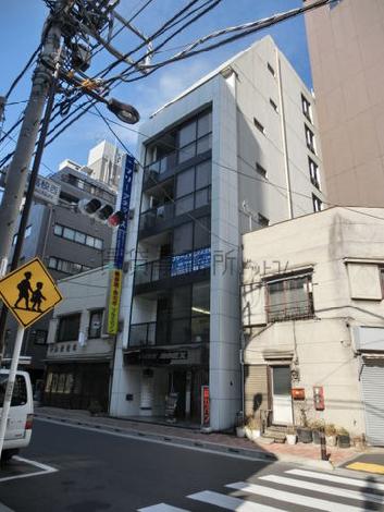 外観角度のある場所から撮影