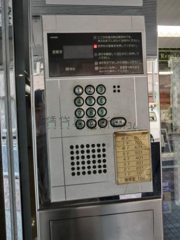 インターホン