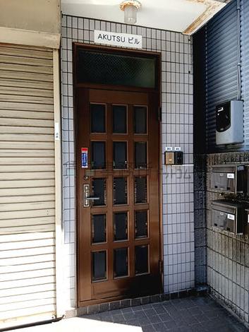 正面玄関