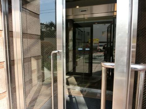 正面玄関