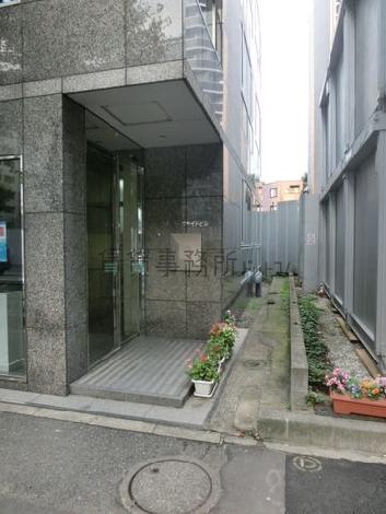 正面玄関