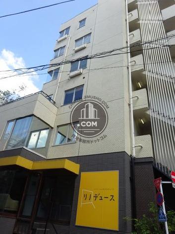 青山ホワイトアドビービルの外観写真