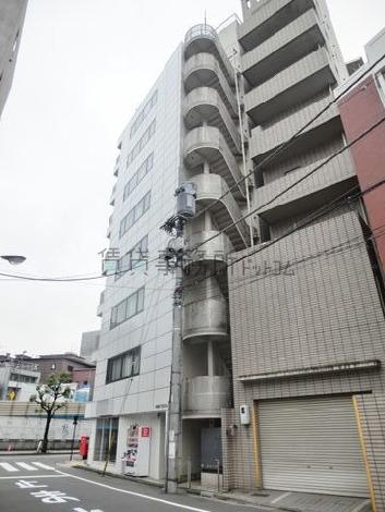背面からの外観