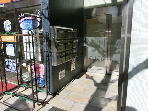 正面玄関