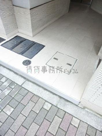 段差の無い床面