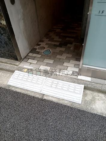 正面玄関