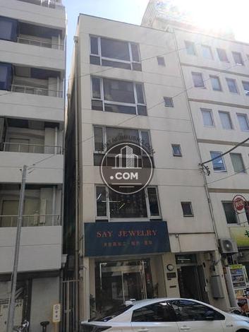 台ビルの外観写真