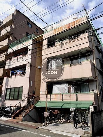 クロスビルの外観写真