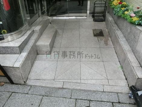 正面玄関