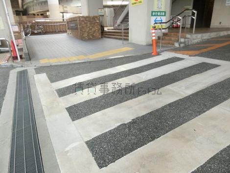 正面玄関