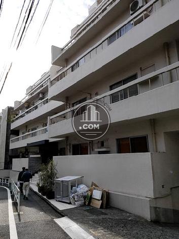渋谷アジアマンションの外観写真