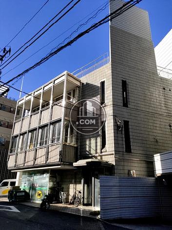 原宿芳村ビルの外観写真