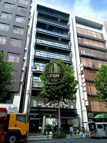ナリコマHD新宿ビルの外観写真
