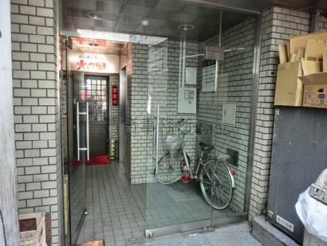 正面入り口です