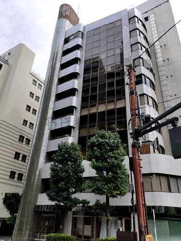 シガラキビルの外観写真