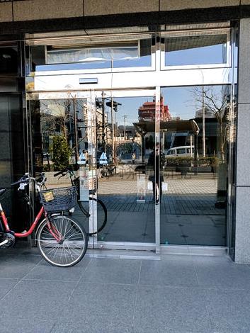 正面玄関