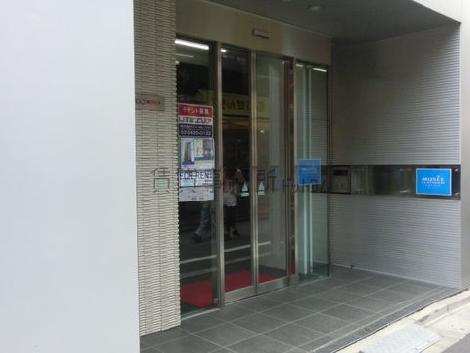 正面玄関