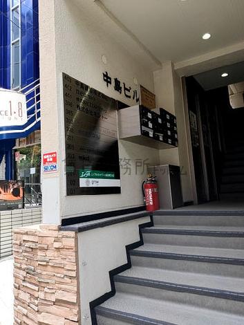 正面玄関