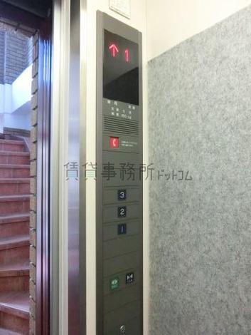 エレベーター