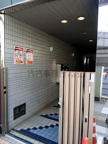正面玄関
