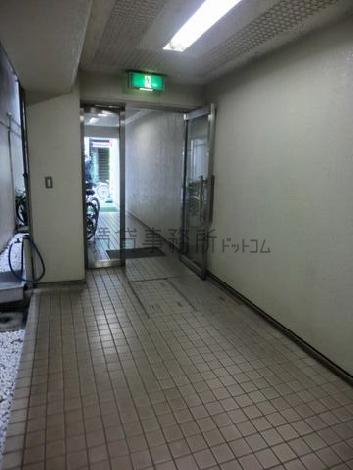 ガラス扉が綺麗です