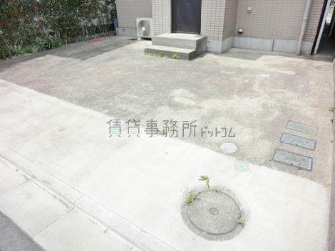 パーキングエリア