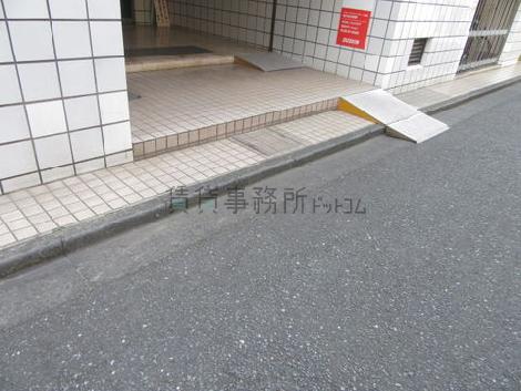 正面玄関