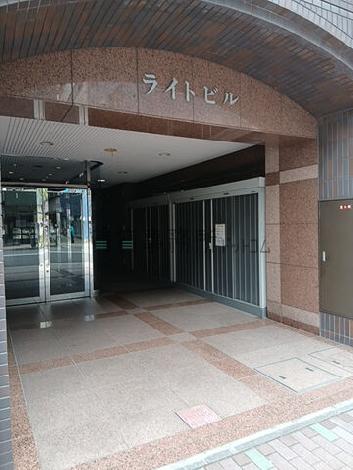 正面玄関