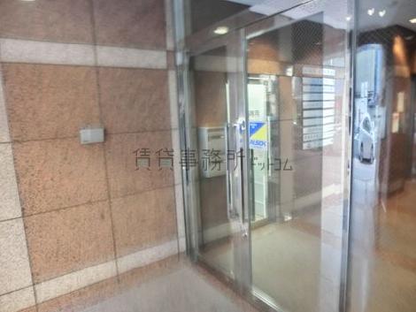 正面玄関