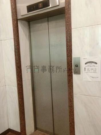エレベーター