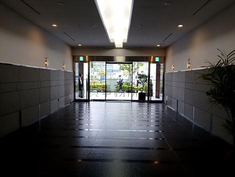 正面玄関