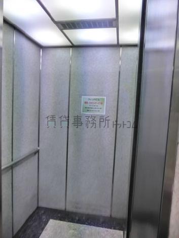 エレベーター