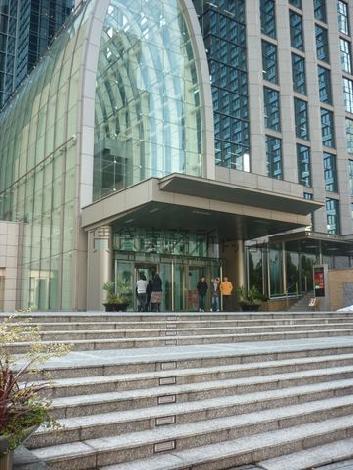 正面玄関