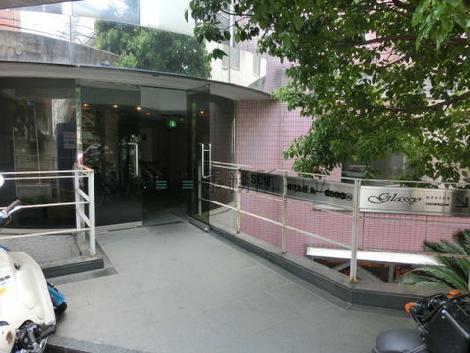 正面玄関