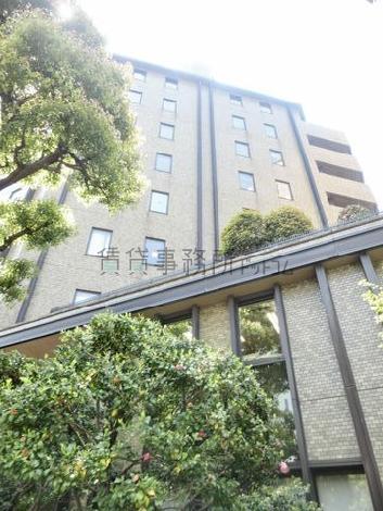 老舗ホテルの様な佇まいです