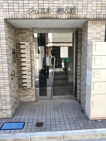 正面玄関