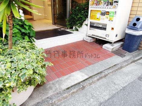 正面玄関