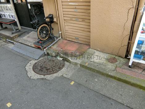 正面玄関