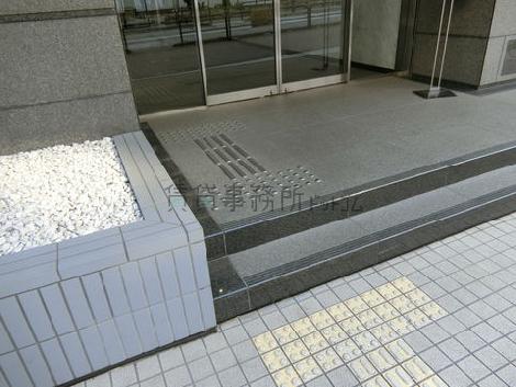 正面玄関