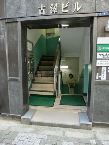 正面玄関