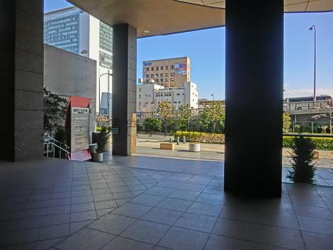 正面玄関