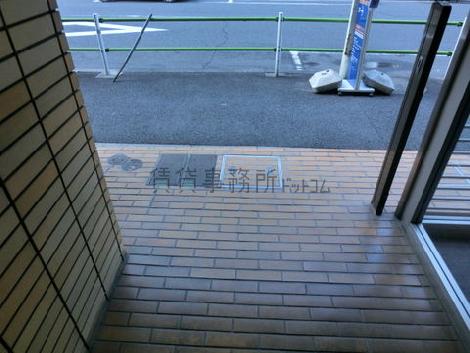 正面玄関