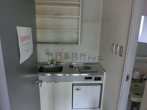 AXISビルの給湯室