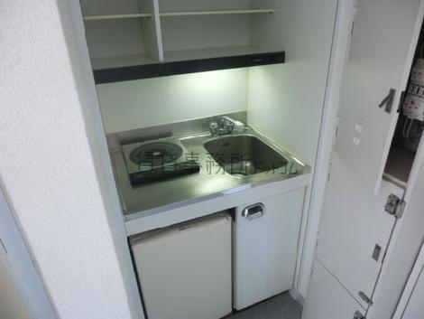 ミニ冷蔵庫付き
