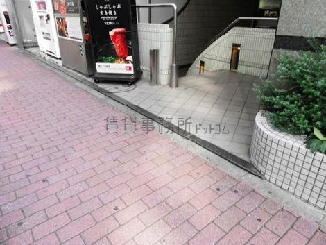 正面玄関