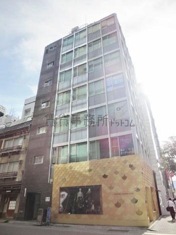 側面からの外観